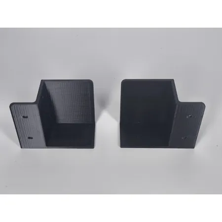 Uniwersalny uchwyt na poziomnicę.