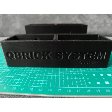 Akcesoria Qbrick Uchwyt Poziomnicy powiększony